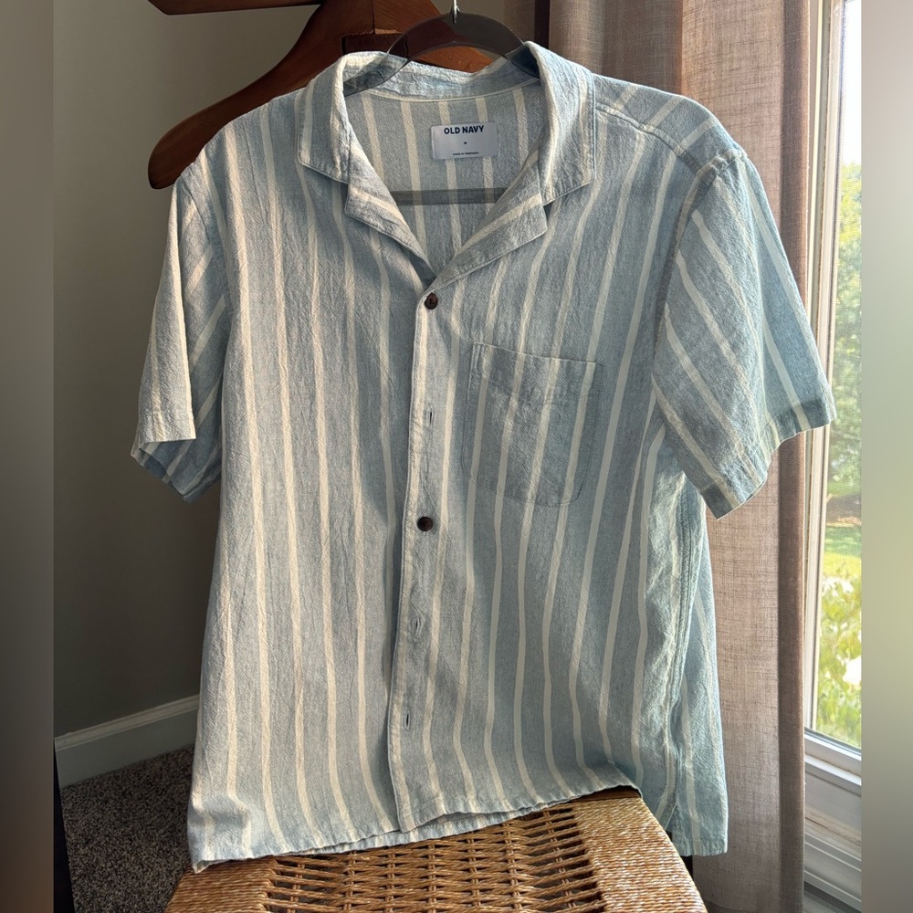 Men’s casual linen short sleeve
